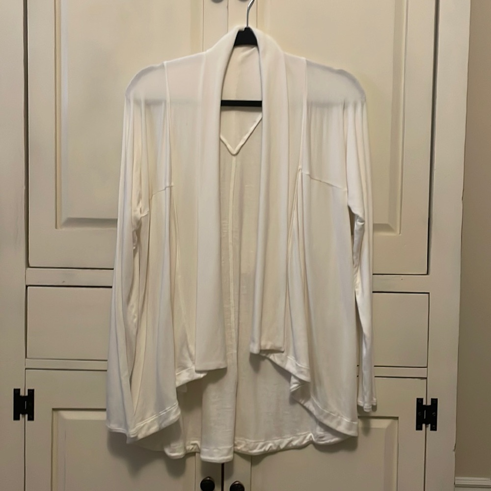 Athleta Pranayama Wrap off white M